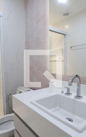 Apartamento à venda com 206m², 3 quartos e 2 vagasBanheiro Social