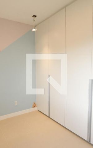 Apartamento à venda com 206m², 3 quartos e 2 vagasQuarto 3
