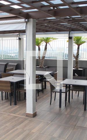 Apartamento à venda com 62m², 2 quartos e 1 vagaÁrea comum