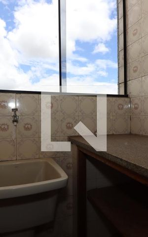 Apartamento para alugar com 55m², 2 quartos e 1 vagaÁrea de Serviço
