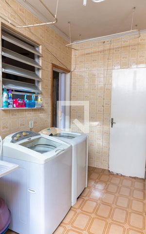 Apartamento à venda com 110m², 2 quartos e 1 vaga Apartamento à venda com 110m², 2 quartos e 1 vagaÁrea de Serviço