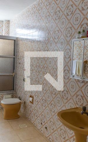 Apartamento à venda com 110m², 2 quartos e 1 vaga Apartamento à venda com 110m², 2 quartos e 1 vagaBanheiro