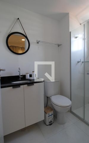 Studio para alugar com 24m², 1 quarto e sem vagaDetalhe do banheiro