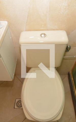 Casa para alugar com 60m², 2 quartos e sem vagaBanheiro