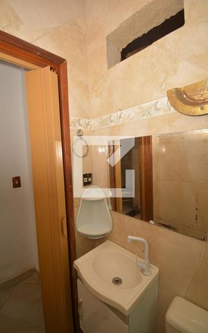 Casa para alugar com 60m², 2 quartos e sem vagaBanheiro