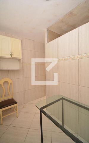 Casa para alugar com 60m², 2 quartos e sem vagaCozinha
