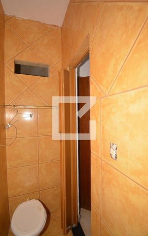 Casa para alugar com 60m², 2 quartos e sem vagaBanheiro da Suíte 