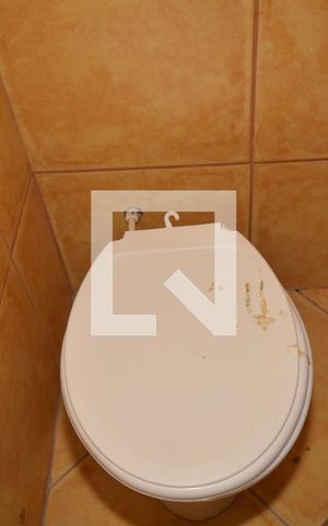Casa para alugar com 60m², 2 quartos e sem vagaBanheiro da Suíte 