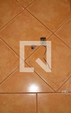 Casa para alugar com 60m², 2 quartos e sem vagaBanheiro da Suíte 