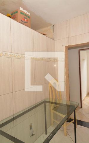 Casa para alugar com 60m², 2 quartos e sem vagaCozinha