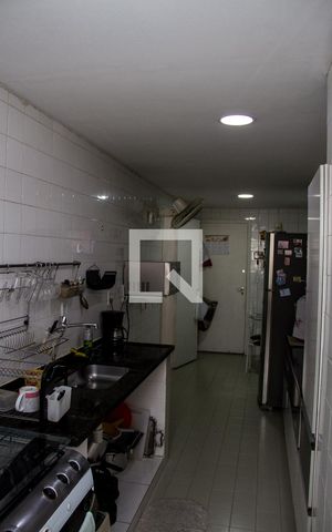Apartamento à venda com 79m², 2 quartos e 1 vagaCozinha