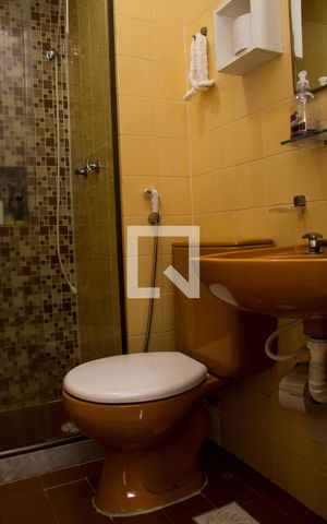 Apartamento à venda com 79m², 2 quartos e 1 vagaBanheiro Social