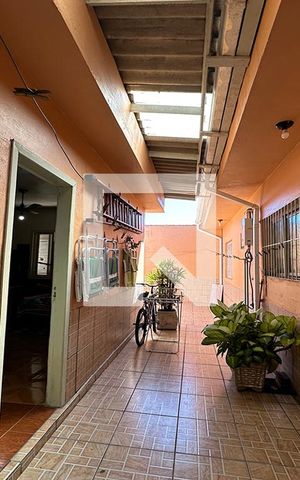 Casa à venda com 161m², 3 quartos e 2 vagasÁrea Externa