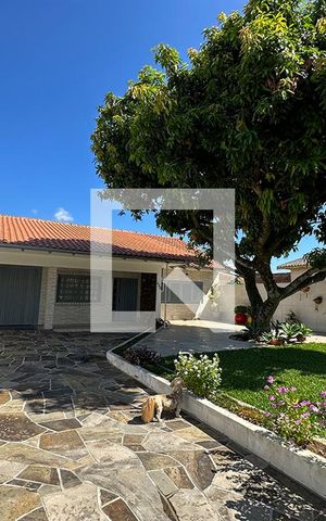 Casa à venda com 161m², 3 quartos e 2 vagasGaragem