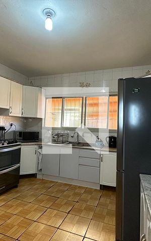 Casa à venda com 161m², 3 quartos e 2 vagasCozinha