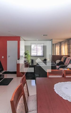 Apartamento à venda com 136m², 3 quartos e 2 vagas Apartamento à venda com 136m², 3 quartos e 2 vagasSala