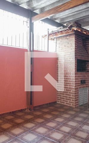 Casa à venda com 110m², 2 quartos e 2 vagas Casa à venda com 110m², 2 quartos e 2 vagasÁrea comum