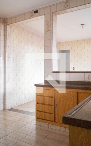 Casa à venda com 110m², 2 quartos e 2 vagas Casa à venda com 110m², 2 quartos e 2 vagasCozinha