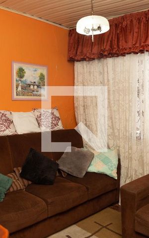 Casa à venda com 375m², 3 quartos e 3 vagas Casa à venda com 375m², 3 quartos e 3 vagasSala