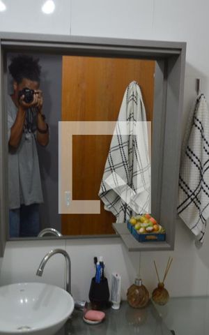 Apartamento à venda com 65m², 2 quartos e 1 vagaBanheiro 