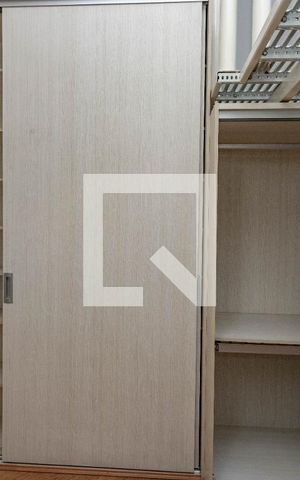Casa à venda com 405m², 4 quartos e 4 vagas Casa à venda com 405m², 4 quartos e 4 vagasQuarto 1 - suíte