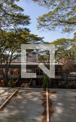 Casa à venda com 405m², 4 quartos e 4 vagas Casa à venda com 405m², 4 quartos e 4 vagasVista da Varanda da suíte 2