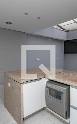 Casa à venda com 405m², 4 quartos e 4 vagas Casa à venda com 405m², 4 quartos e 4 vagasCozinha
