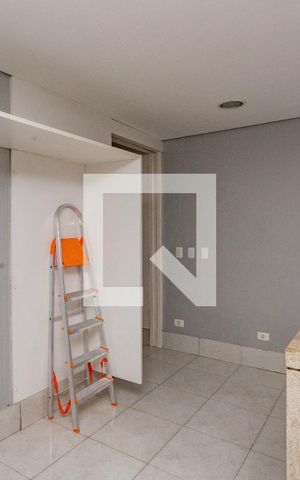 Casa à venda com 405m², 4 quartos e 4 vagas Casa à venda com 405m², 4 quartos e 4 vagasCozinha