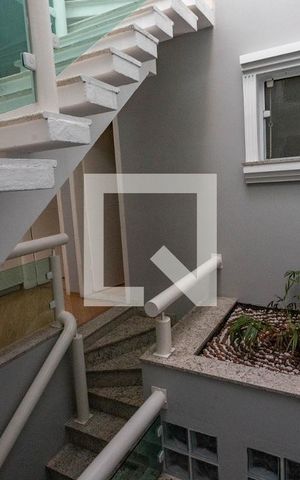 Casa à venda com 405m², 4 quartos e 4 vagas Casa à venda com 405m², 4 quartos e 4 vagasVista do quarto 3
