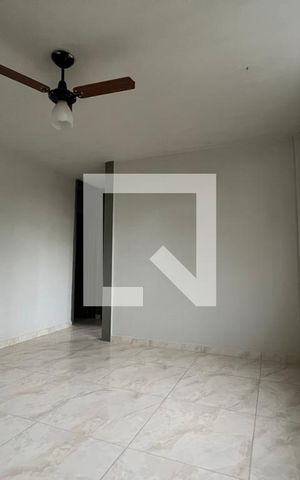 Apartamento à venda com 60m², 2 quartos e 1 vaga Apartamento à venda com 60m², 2 quartos e 1 vagaSala