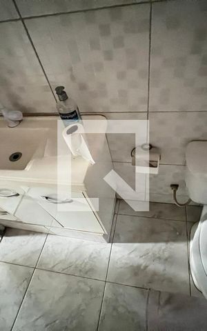 Apartamento à venda com 60m², 2 quartos e 1 vaga Apartamento à venda com 60m², 2 quartos e 1 vagaBanheiro social