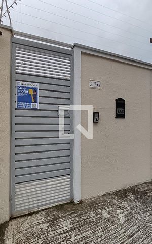 Casa de condomínio à venda com 110m², 3 quartos e 2 vagas Casa de condomínio à venda com 110m², 3 quartos e 2 vagasFachada