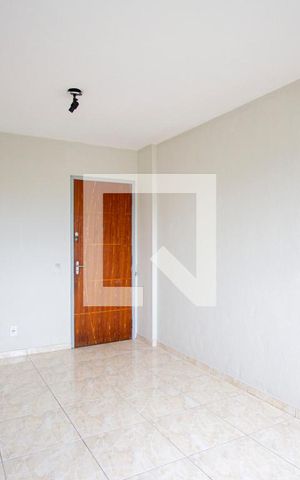 Apartamento para alugar com 70m², 2 quartos e 1 vagaSala