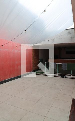 Casa para alugar com 270m², 3 quartos e 3 vagasQuintal