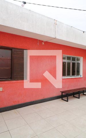 Casa para alugar com 270m², 3 quartos e 3 vagasQuintal