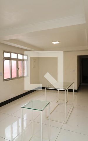 Casa para alugar com 270m², 3 quartos e 3 vagasSala