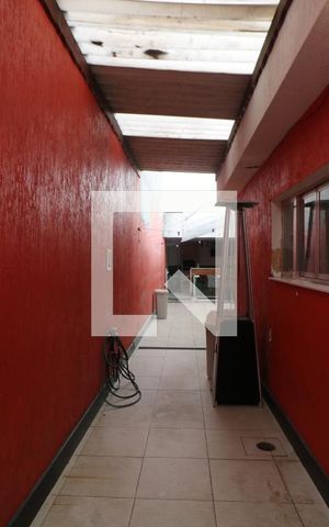 Casa para alugar com 270m², 3 quartos e 3 vagasCorredor