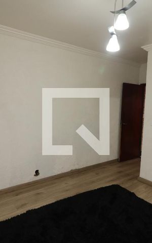 Casa para alugar com 270m², 3 quartos e 3 vagasSuite