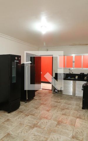 Casa para alugar com 270m², 3 quartos e 3 vagasCozinha