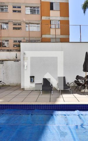Apartamento para alugar com 75m², 2 quartos e 2 vagasÁrea comum - Piscina