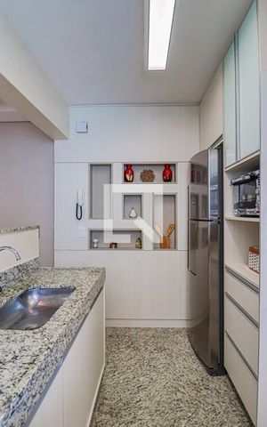 Apartamento para alugar com 75m², 2 quartos e 2 vagasCozinha