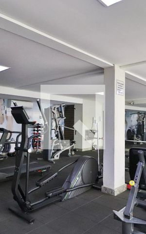 Apartamento para alugar com 75m², 2 quartos e 2 vagasÁrea comum - Academia