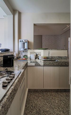 Apartamento para alugar com 75m², 2 quartos e 2 vagasCozinha