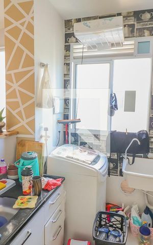 Apartamento à venda com 48m², 2 quartos e 1 vagaCozinha e Área de Serviço