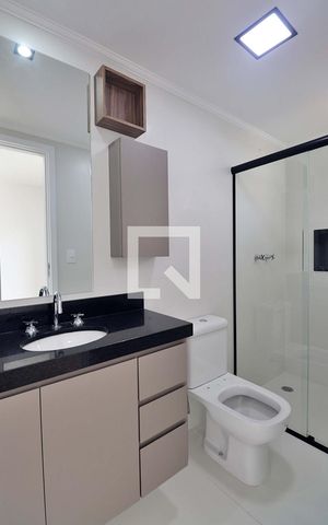 Apartamento à venda com 62m², 2 quartos e 2 vagasBanheiro do Quarto 1 - Suíte