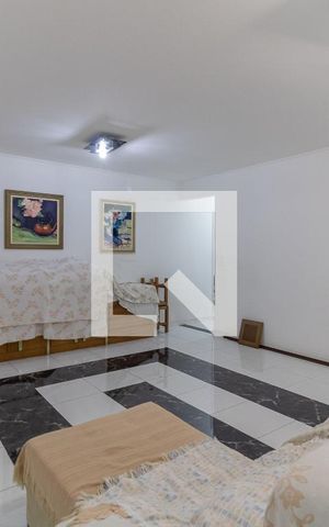 Apartamento à venda com 119m², 3 quartos e 3 vagas Apartamento à venda com 119m², 3 quartos e 3 vagasSala
