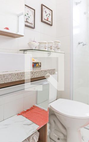 Apartamento para alugar com 49m², 2 quartos e 1 vaga Apartamento para alugar com 49m², 2 quartos e 1 vagaBanheiro