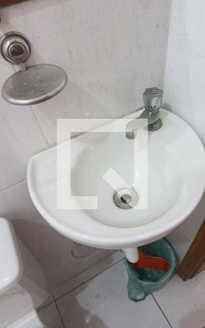 Casa à venda com 140m², 2 quartos e 5 vagasBanheiro 2