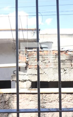 Casa à venda com 140m², 2 quartos e 5 vagasJanela Quarto 2