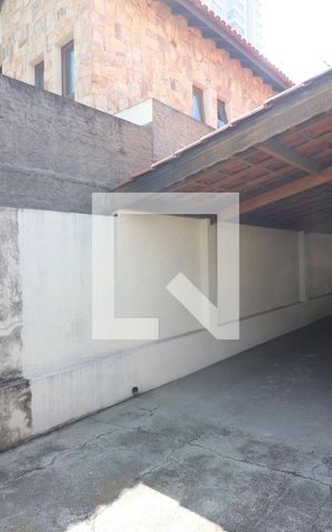 Casa à venda com 140m², 2 quartos e 5 vagasGaragem